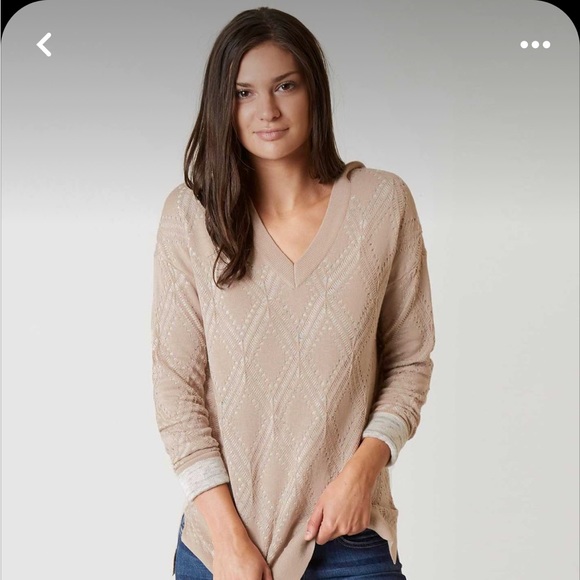 BKE Sweaters - BKE hooded sweater size S